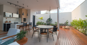 Read more about the article 15 Patio Shade Ideas for a Cool and Stylish Outdoor Space