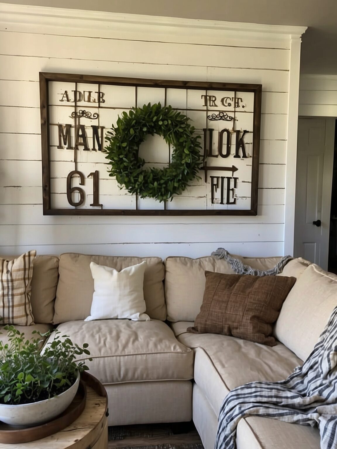 20 Modern Farmhouse Living Room Wall Decor Ideas That Feel Warm and Stylish