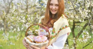 Read more about the article 15 Easter Baskets for Adults That Make Perfect Spring Gifts