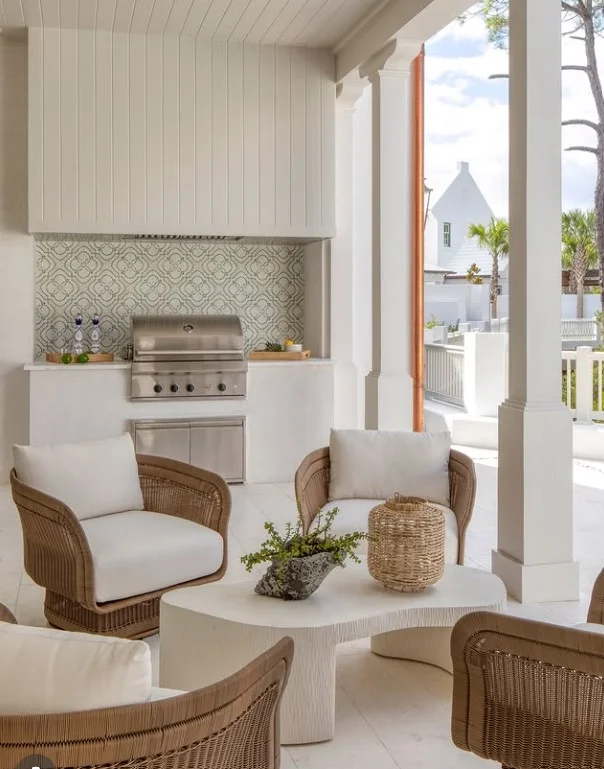 outdoor kitchen tile wall backsplash weather resistant modern outdoor kitchen design