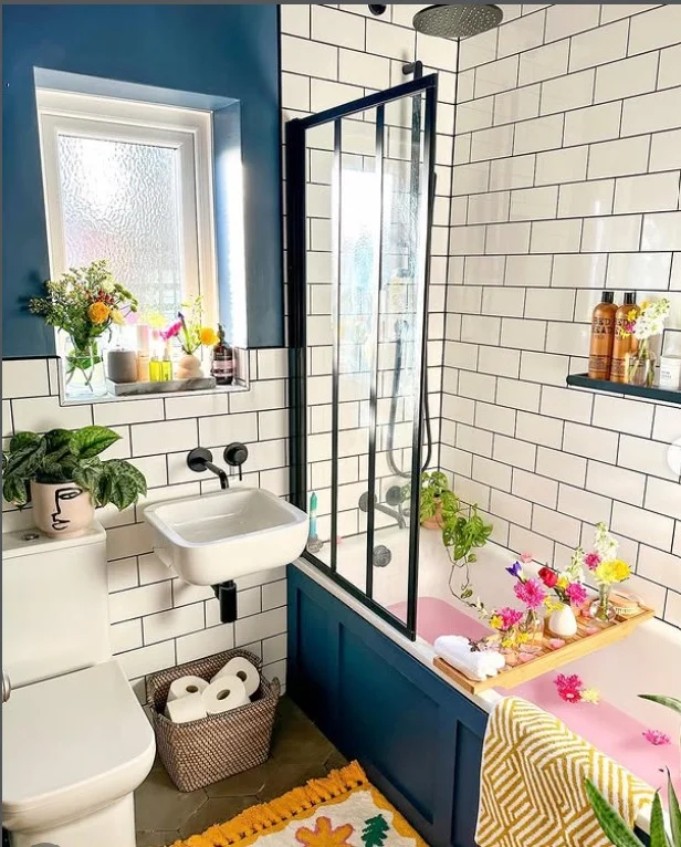 small bathroom wall decor ideas with indoor plants fresh style