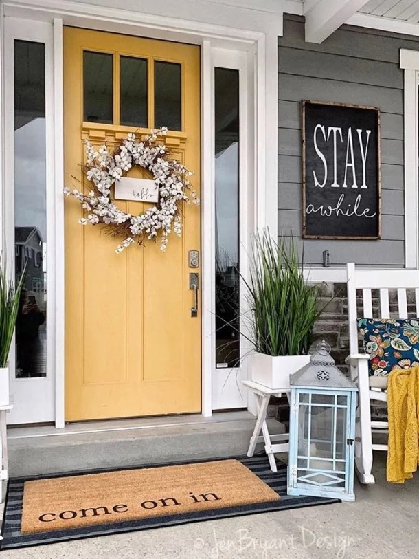 front stoop makeover with freshly cleaned concrete steps