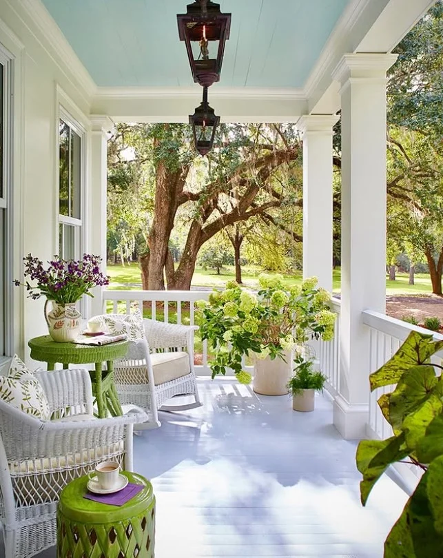 tiny front porch with minimal furniture clean design