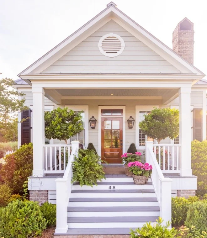 front stoop makeover with updated railing design