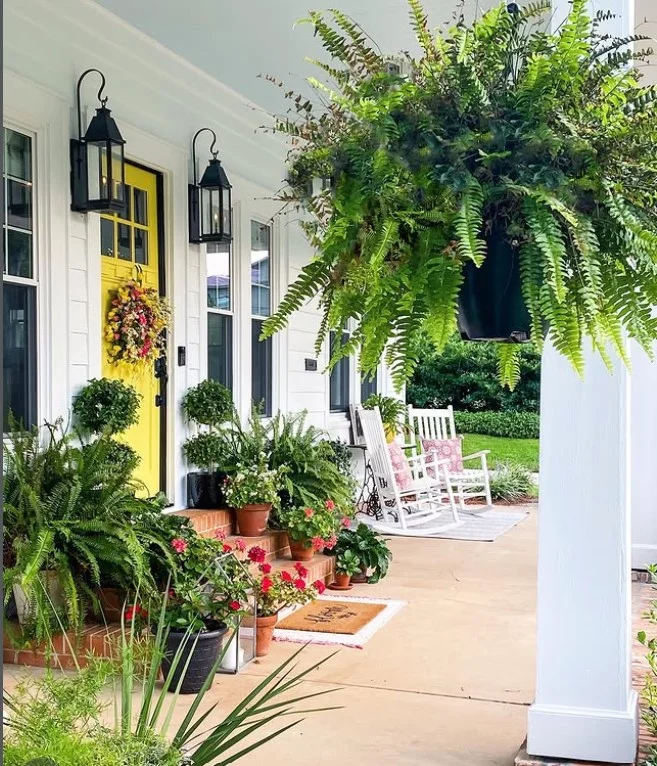 front stoop makeover with small bench seating area