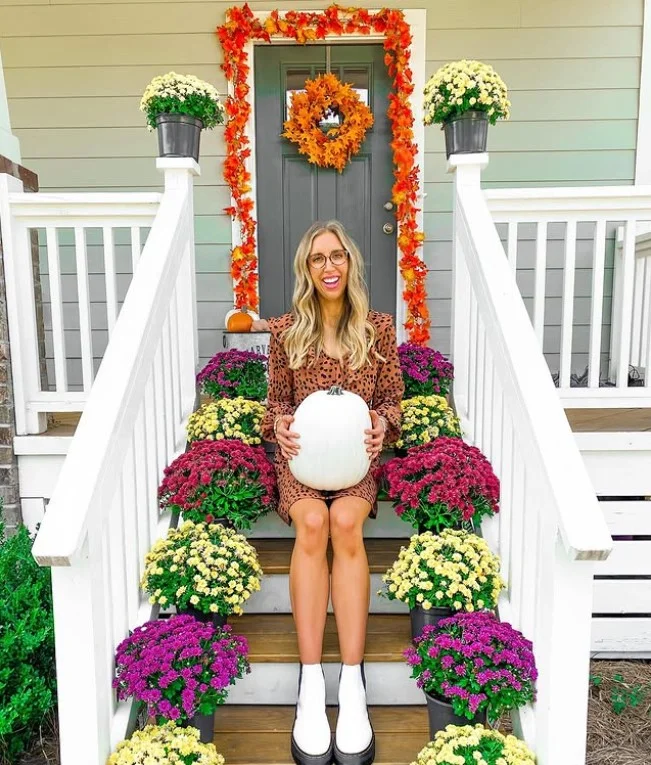 seasonal decor on small front stoop fresh entry styling