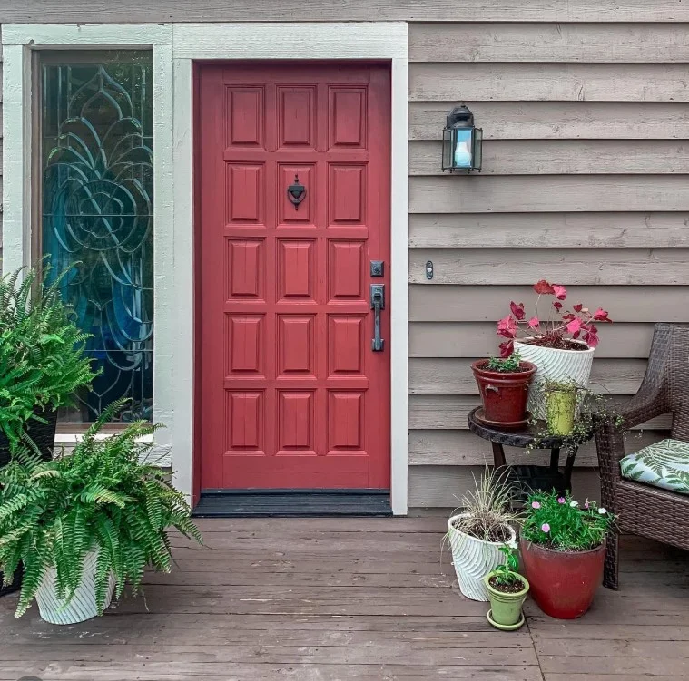 black hardware on modern front deck entrance