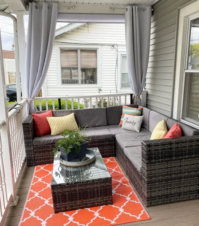 built in bench seating on small front deck