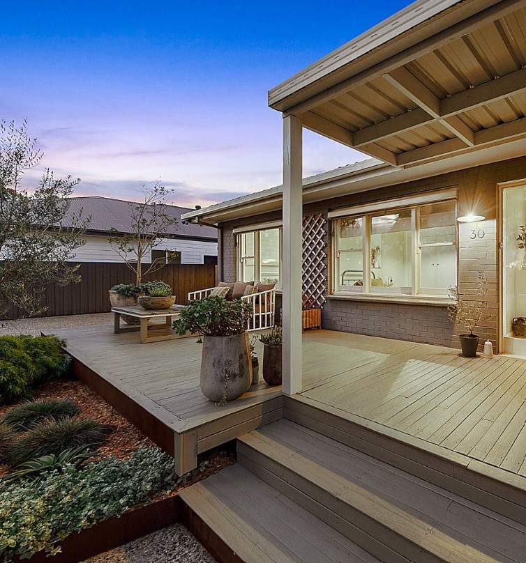 composite decking on modern small front entrance